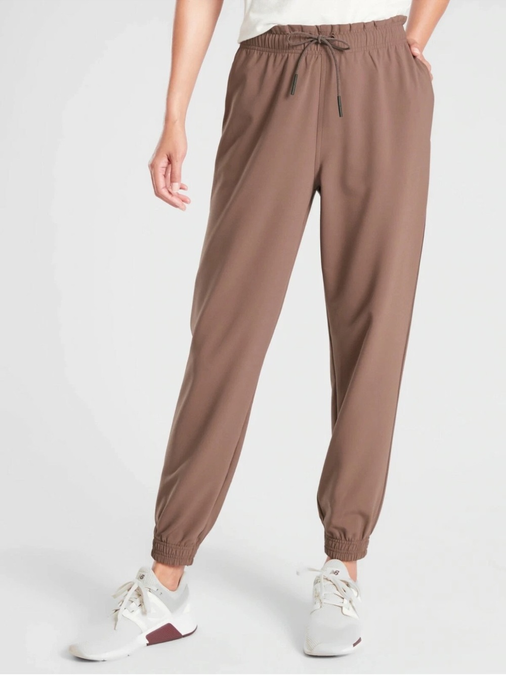 Athleta Metropolis Jogger Mineral Brown  SIZE 4 Casual Athleisure Oversized.  20